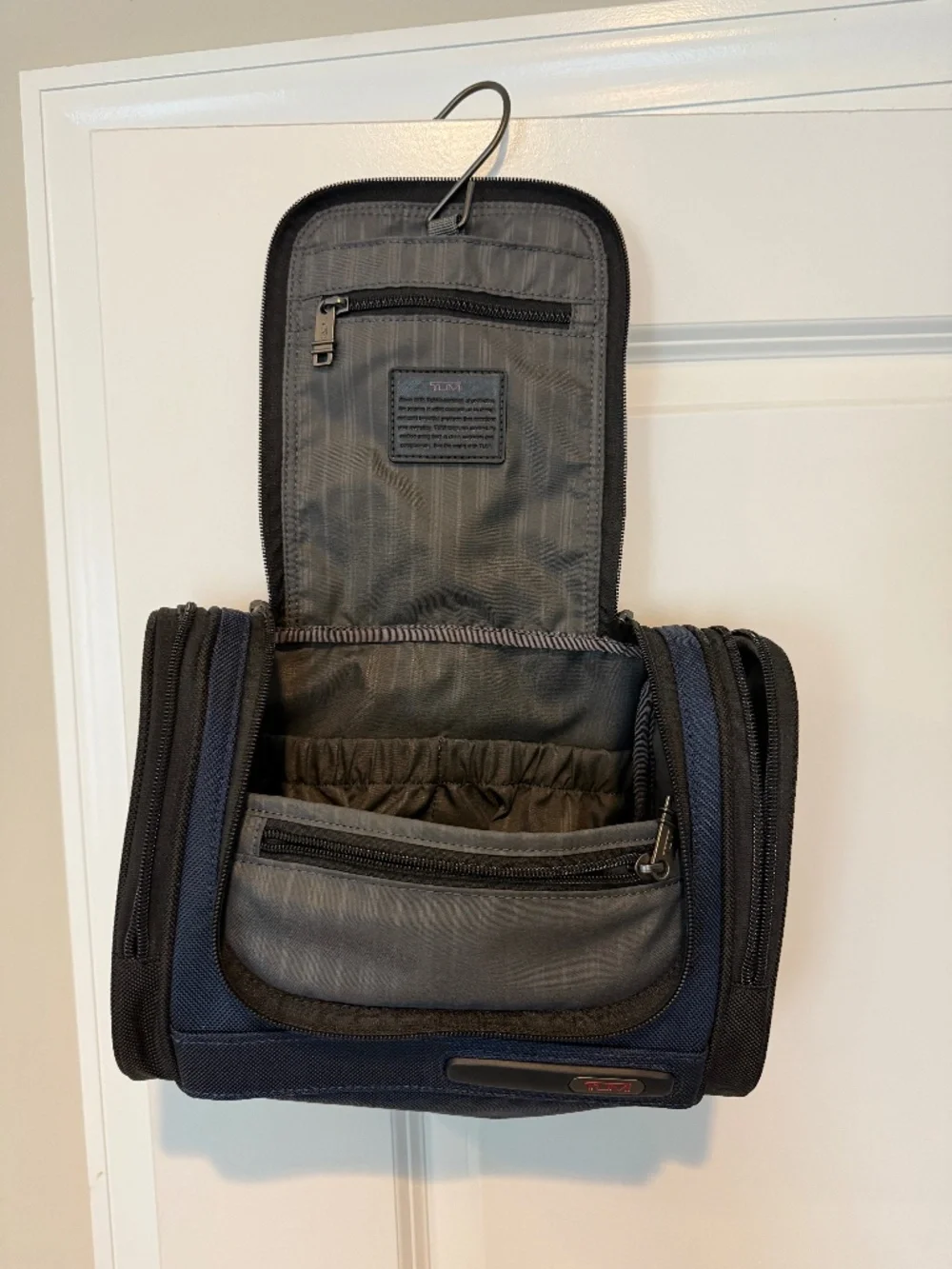 Tumi Men's Travel / Toiletry Bag in Navy Blue - Never used!